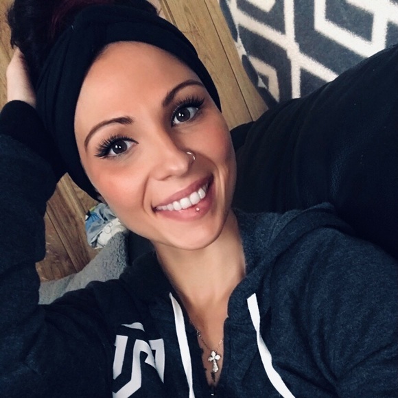 ashleyromashko